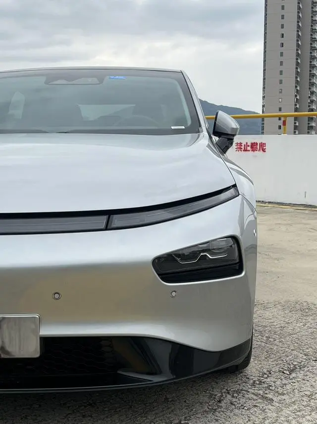 Xpeng Xiaopeng P7 586E
