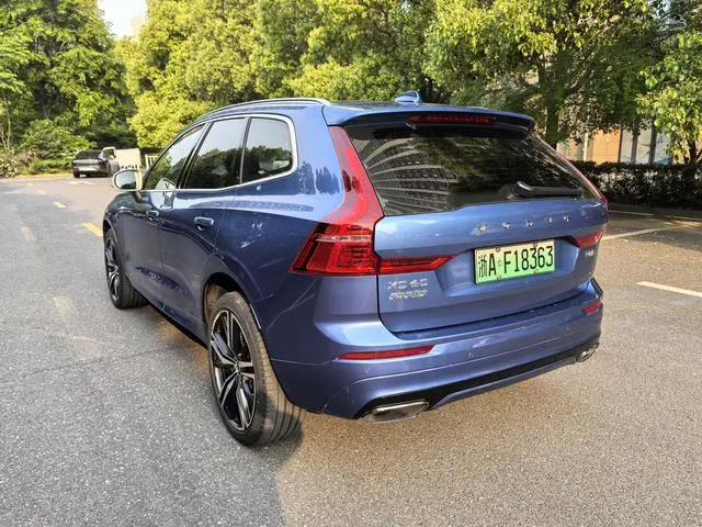 Volvo Volvo XC60 PHEV T8 E-drive Hybrid Zhizun Deluxe Edition Country V