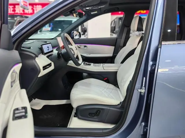 Geely Galaxy Galaxy Starship 7 EM-i 120KM Pilot Version