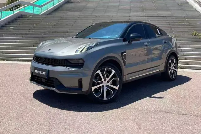 LYNK & CO Lynk 05 2.0TD four-wheel drive Halo