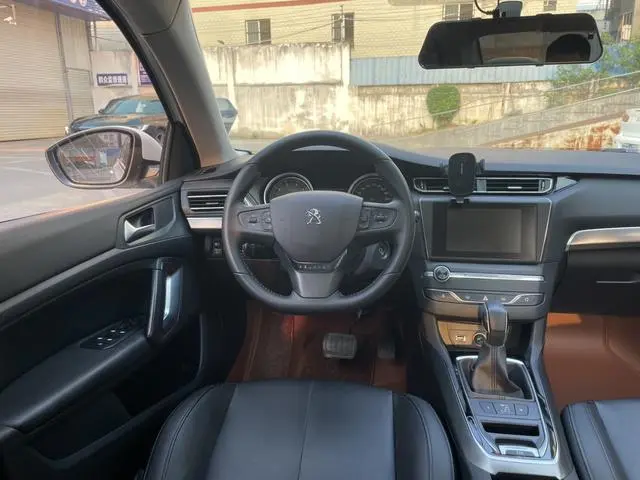 Peugeot Peugeot 408 1.6T Automatic Deluxe Edition