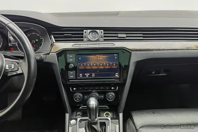 Volkswagen Magotan 330TSI DSG luxury Country V
