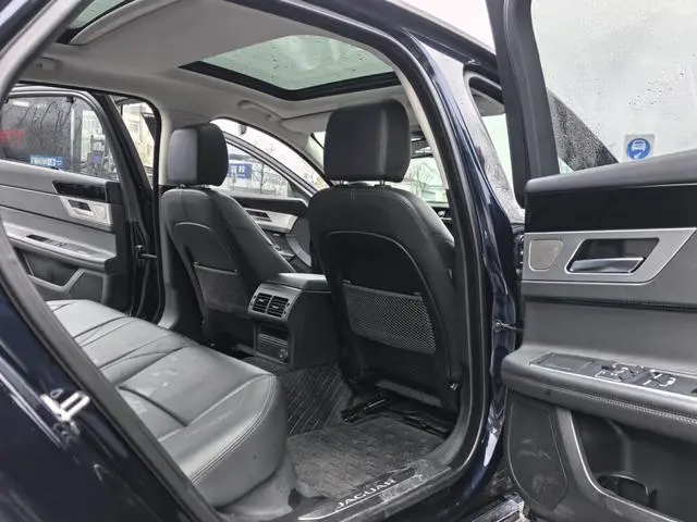 Jaguar Jaguar XFL 2.0T P200 two-wheel drive Elite Edition
