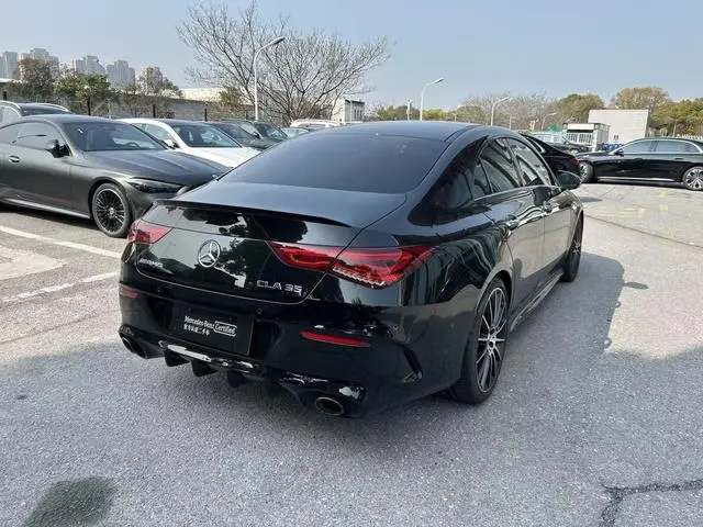 Mercedes-Benz Mercedes-Benz CLA AMG AMG CLA 35 4MATIC