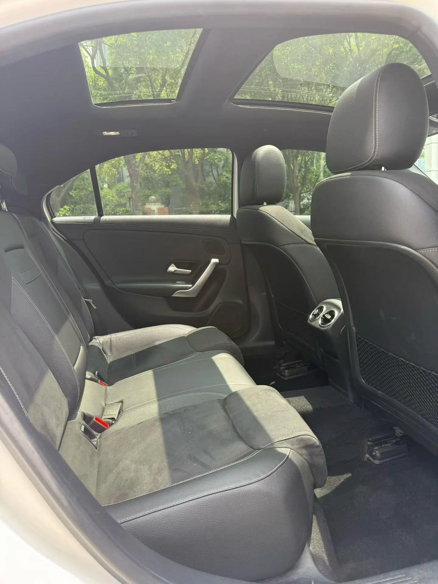 Mercedes-Benz Mercedes-Benz A-class A 200 L sports sedan