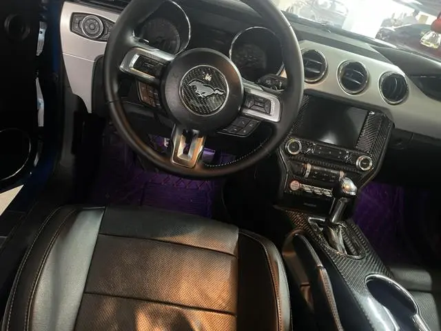 Ford Mustang 2.3T Performance Version