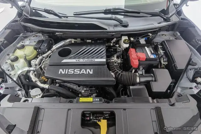 Nissan Qijun VC-Turbo 300 CVT 4WD Extreme Edition
