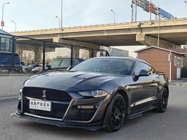 Ford Mustang 2.3T EcoBoost