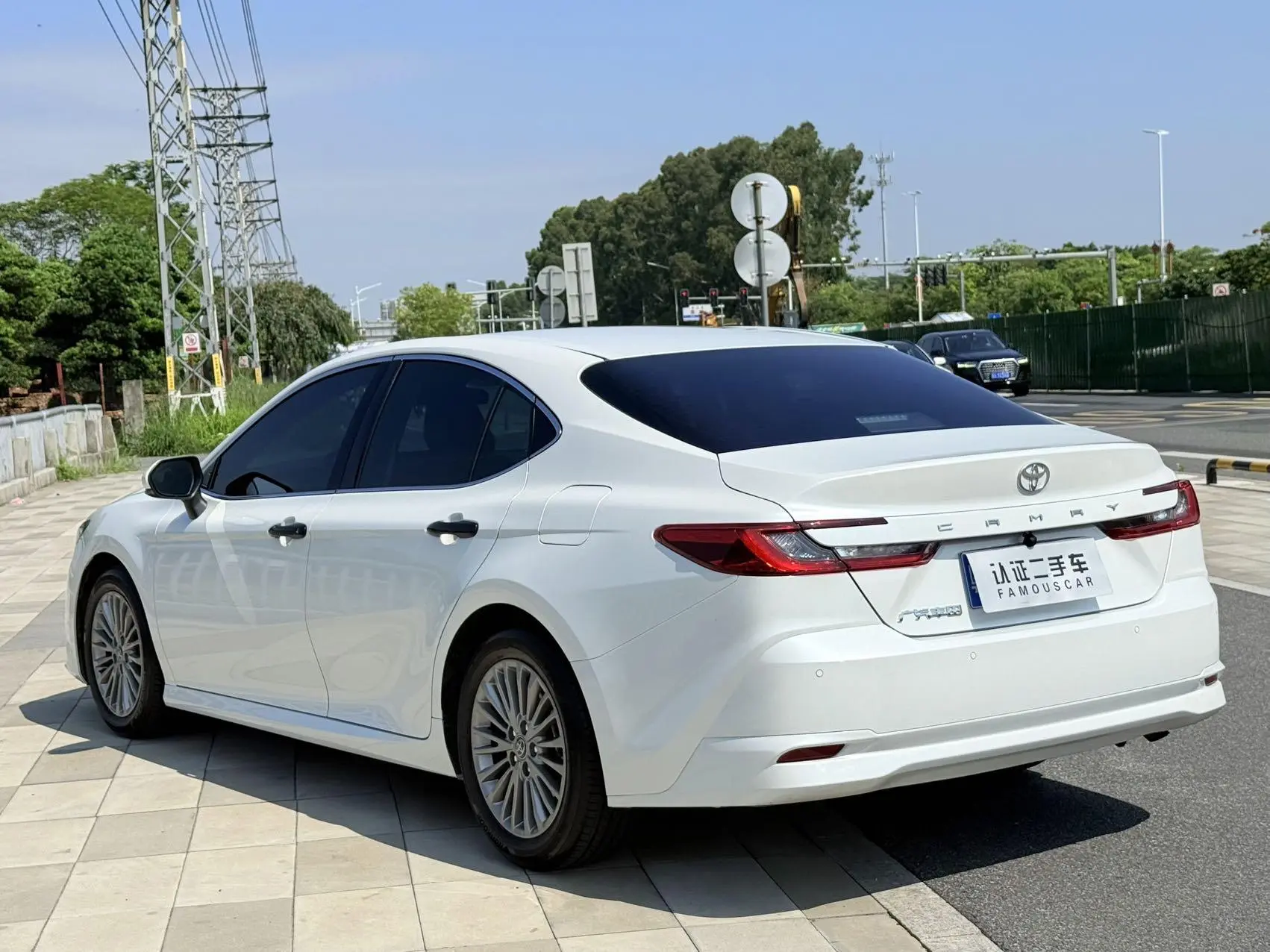 TOYOTA Camry 2.0E Elite Edition