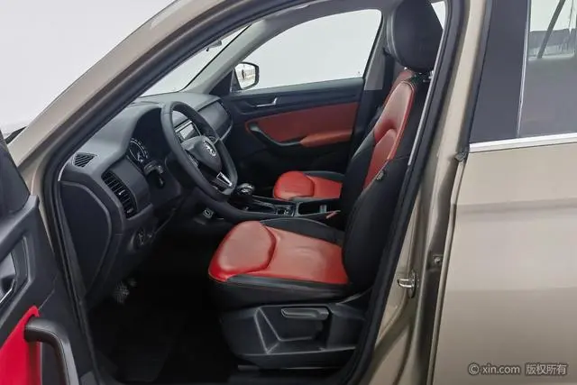 Skoda Kodiak ZI330 5-seater two-wheel drive standard version country VI