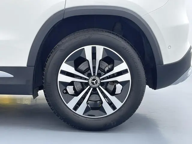 Mercedes-Benz Mercedes-Benz GLA GLA 200