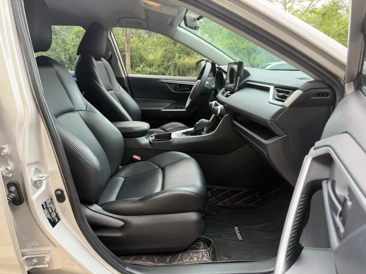 TOYOTA Wilanda 2.0L two-wheel drive leading version