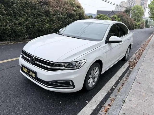 Volkswagen Bora 1.5L automatic comfort intelligent version