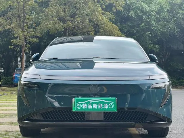 Nissan Nissan N7 625 Max