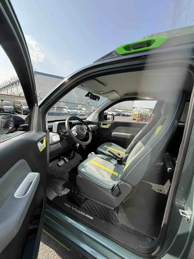 Wuling Wuling Hongguang MINIEV GAMEBOY 300km play coffee lithium iron phosphate