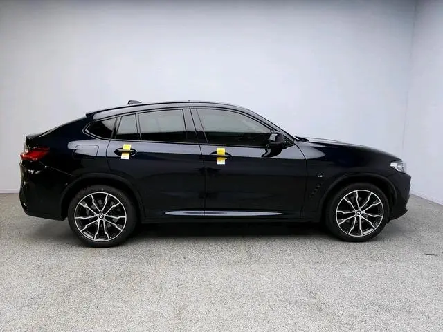 BMW BMW X4 xDrive 25i M sports suit