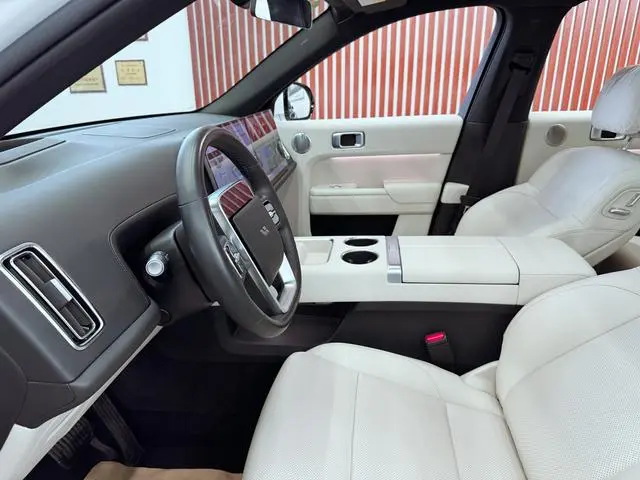 Li Auto Ideal L7 Ultra version