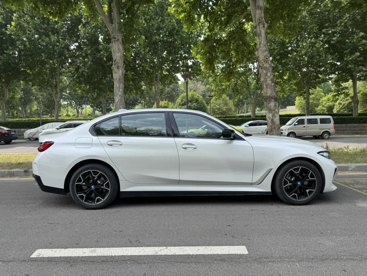 BMW BMW i3 eDrive40L Yao Ye Set
