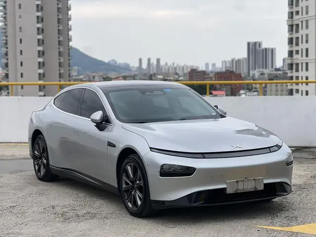 Xpeng Xiaopeng P7 586E