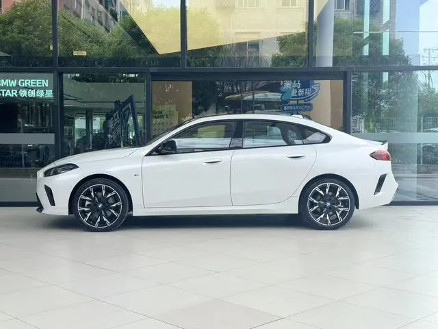 BMW BMW 2 Series 225L M Sports Yao Ye Suit