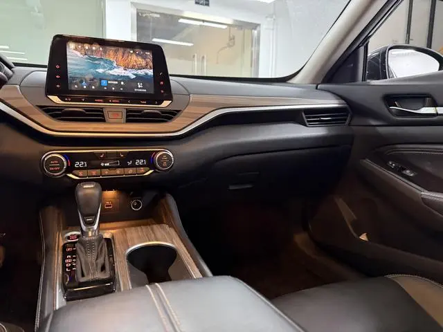 Nissan Teana 2.0 L XL Upper AD1 Smart Line Pilot Edition