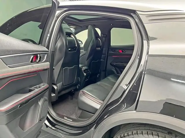 LYNK & CO Lynk 05 2.0TD four-wheel drive Halo
