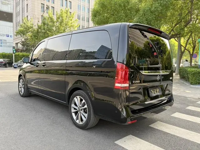 Mercedes-Benz Mercedes-Benz V-class V 260 Pilot Edition
