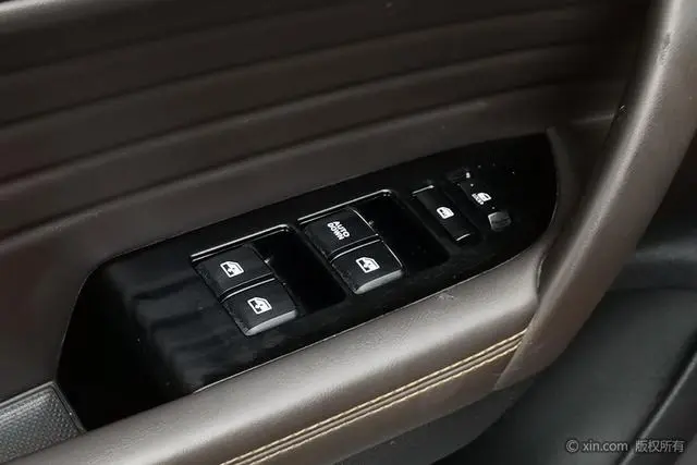 Changan Changan CS35 PLUS 1.6L Manual Changlian version Country V
