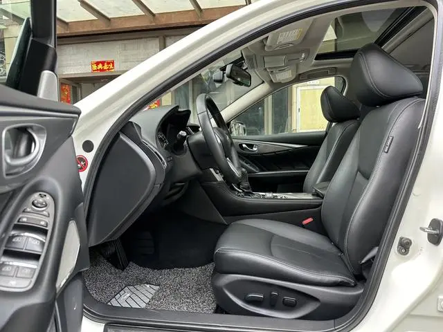 Infiniti Infiniti Q50L 2.0T Premium Version Country VI