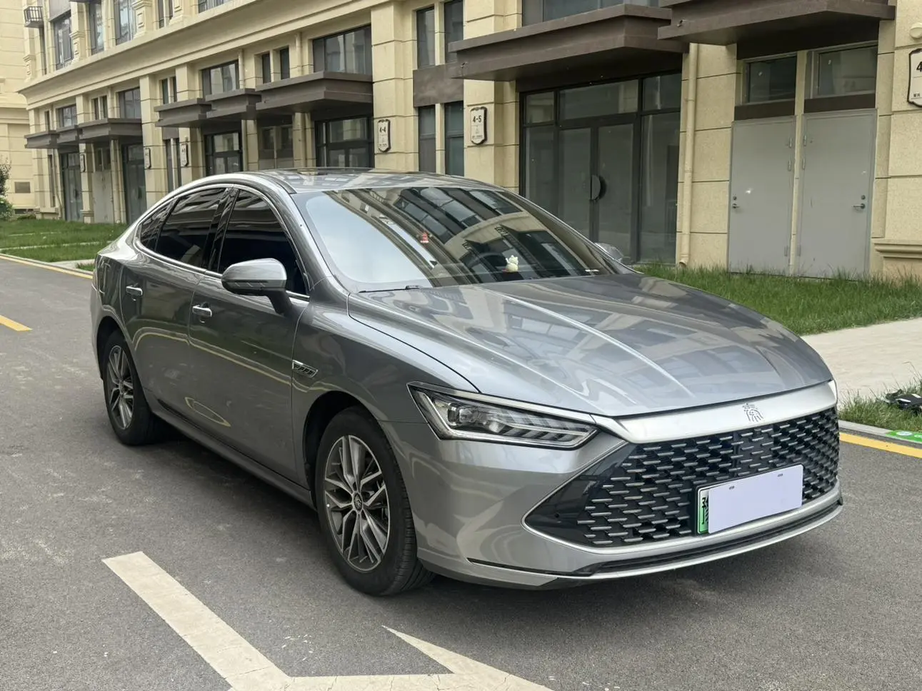 BYD Qin PLUS DM DM-i Champion Edition 55KM Transcendent Type