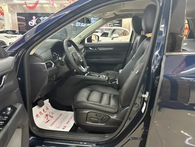 Mazda Mazda CX-5 2.0L automatic two-wheel drive Zhiya type