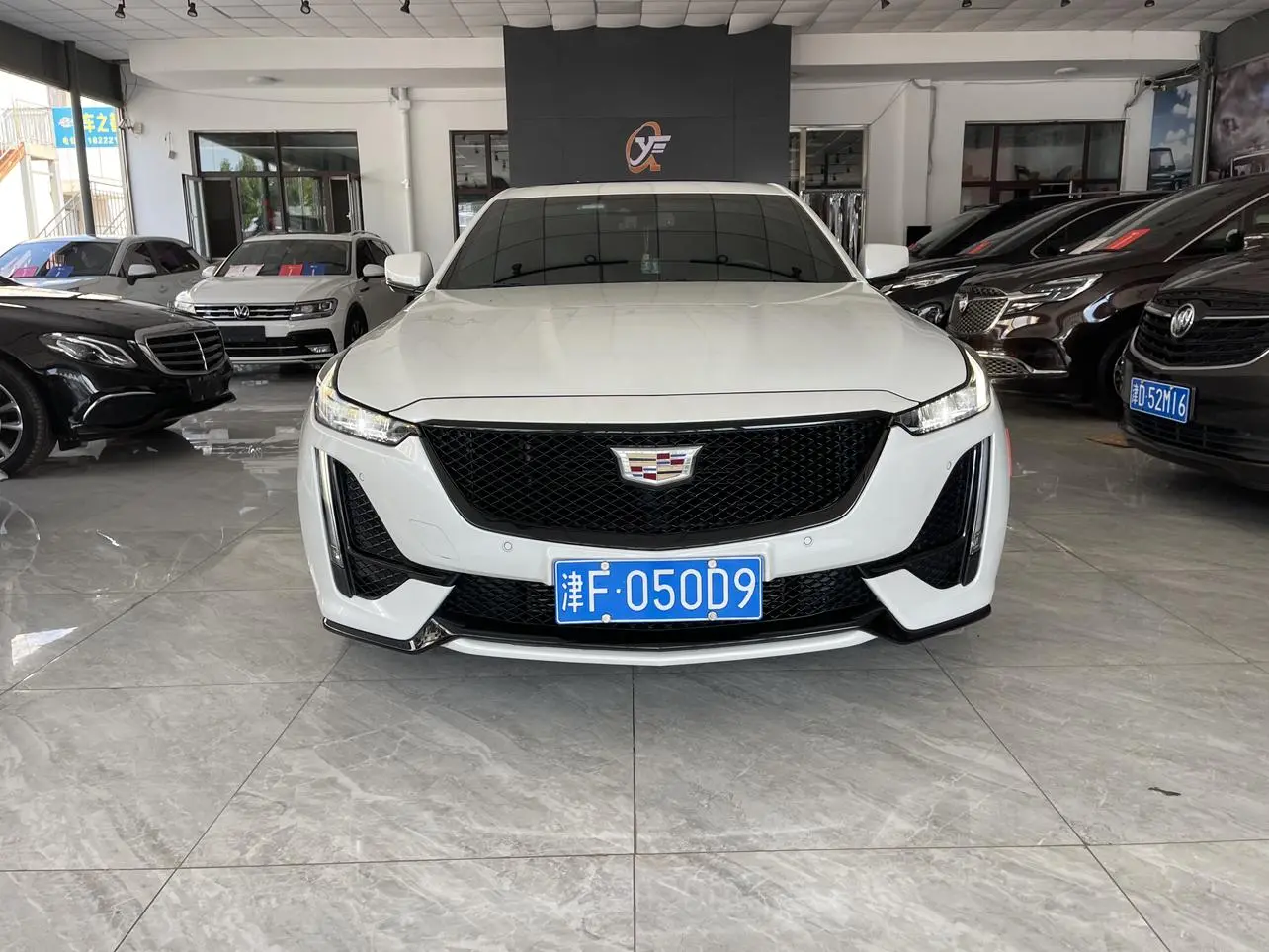 Cadillac Cadillac CT5 28T premium type