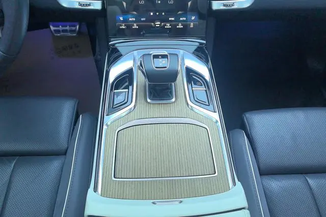 Hongqi Hongqi E-HS9 460km Flag Enjoy edition six seats