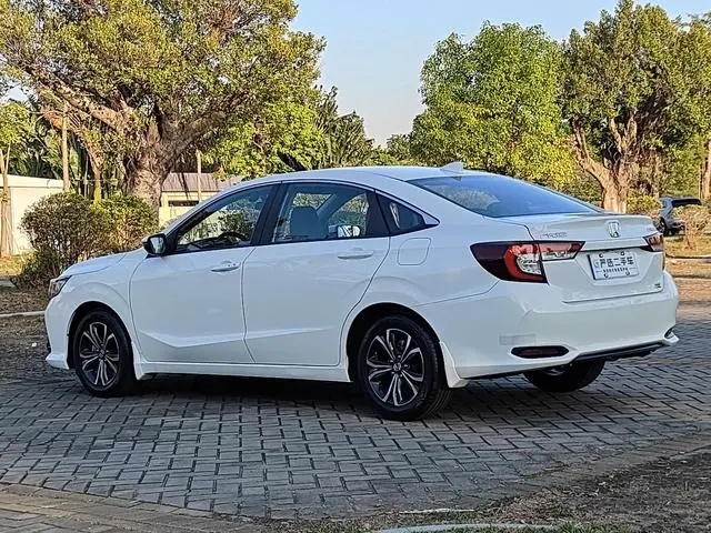 Honda Lingpai 180Turbo CVT Deluxe Edition
