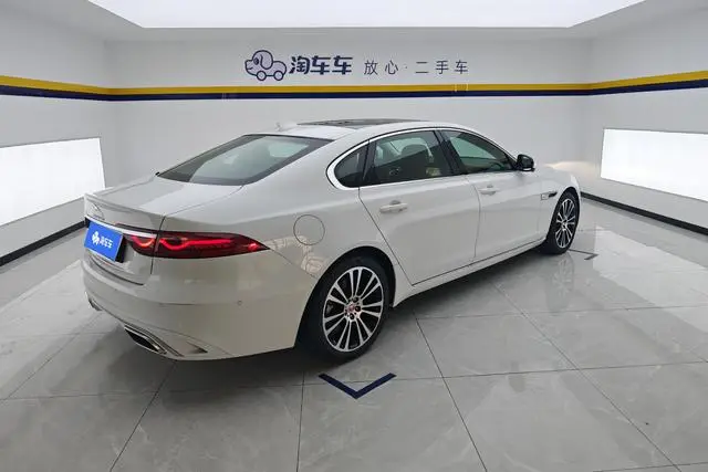 Jaguar Jaguar XFL 2.0T P250 two-wheel drive Exclusive Deluxe Edition