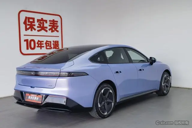 Dongfeng eπ eπ007 Pure electric 620Pro version