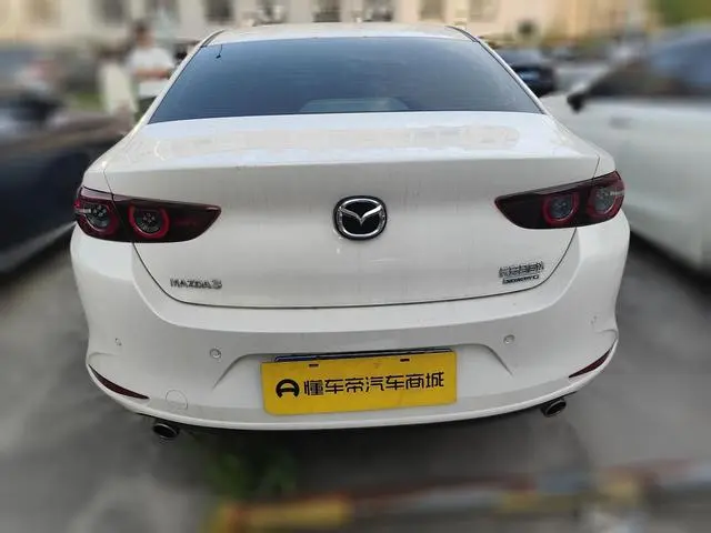 Mazda Mazda 3 Angkesaila 2.0L automatic warranty version