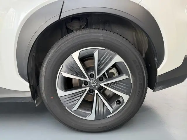 Lexus Lexus RZ 450e DIRECT4 vertical version