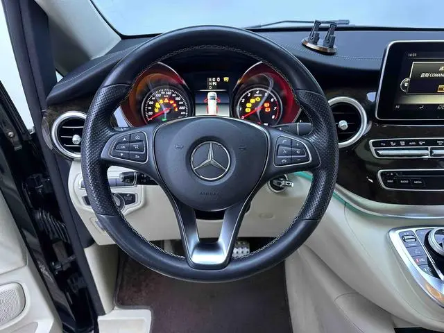 Mercedes-Benz Mercedes-Benz V-class V 260 Premium Edition
