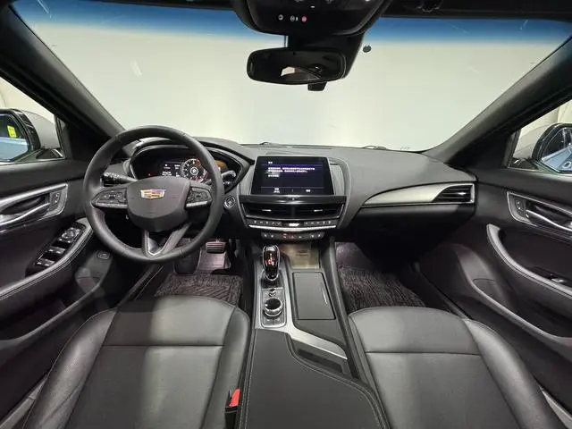 Cadillac Cadillac CT5 28T Luxury Standard Edition