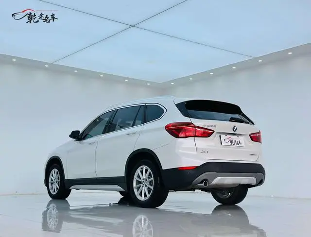 BMW BMW X1 sDrive18Li fashion type