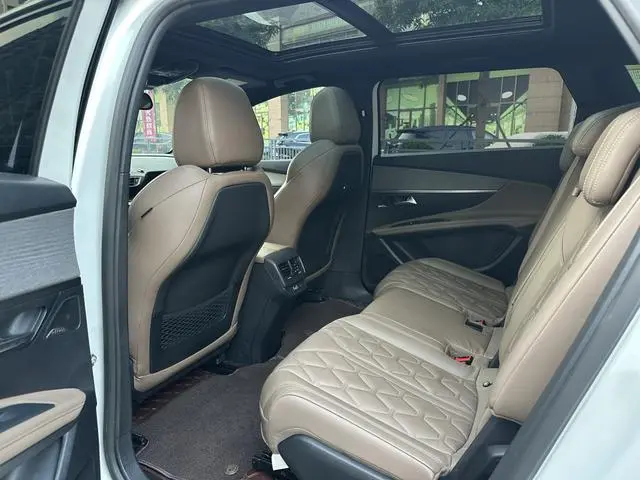 Peugeot Peugeot 5008 380THP 7-seater luxury GT version