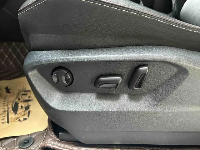 Volkswagen Tanyue 330TSI two-wheel drive luxury country VI