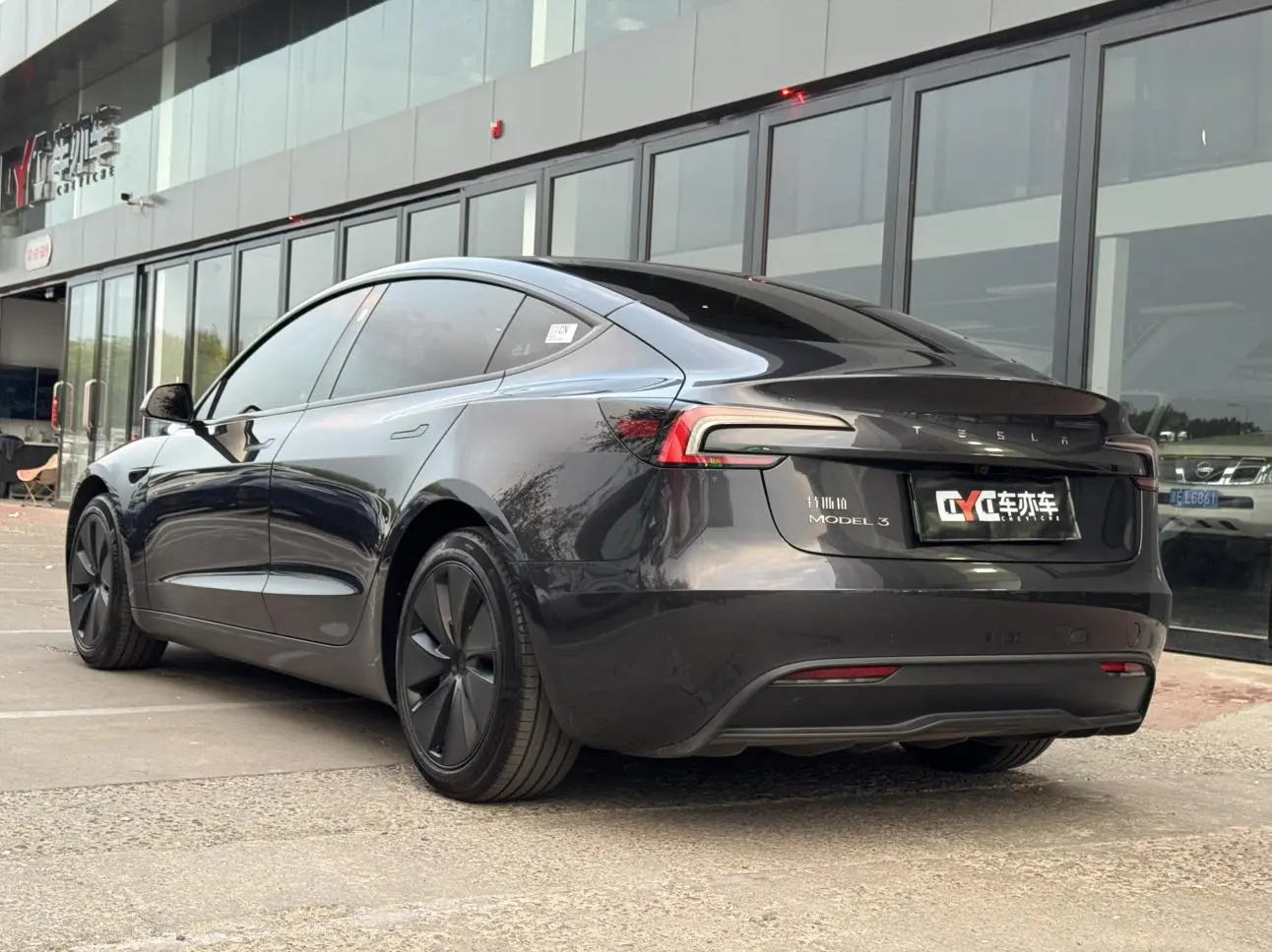 Tesla Model 3 Rear-wheel drive version