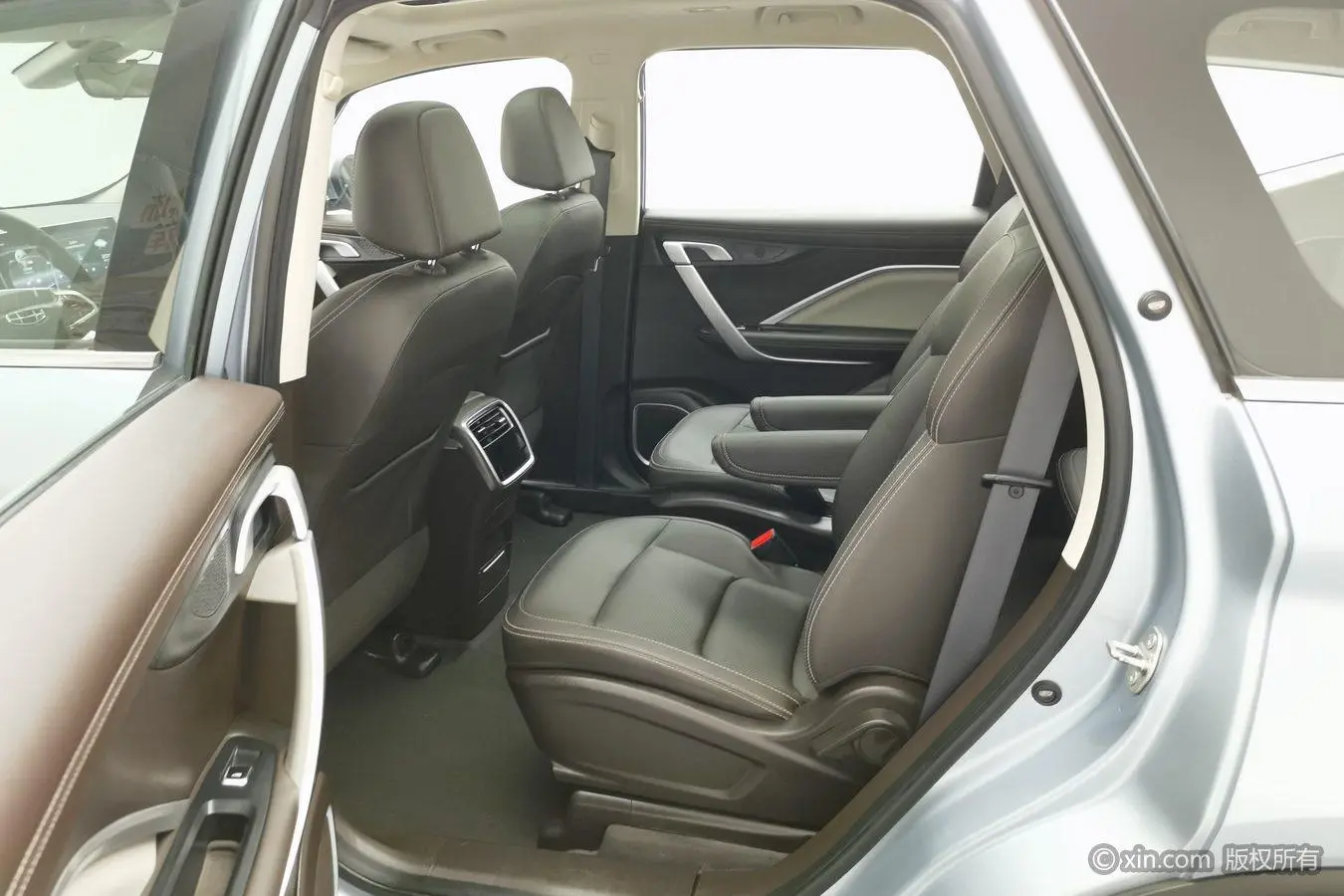 Geely Jiajie 1.8TD DCT Luxury