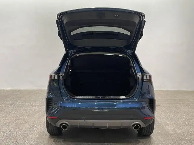 LYNK & CO Lynk 06 1.5T Yao Halo