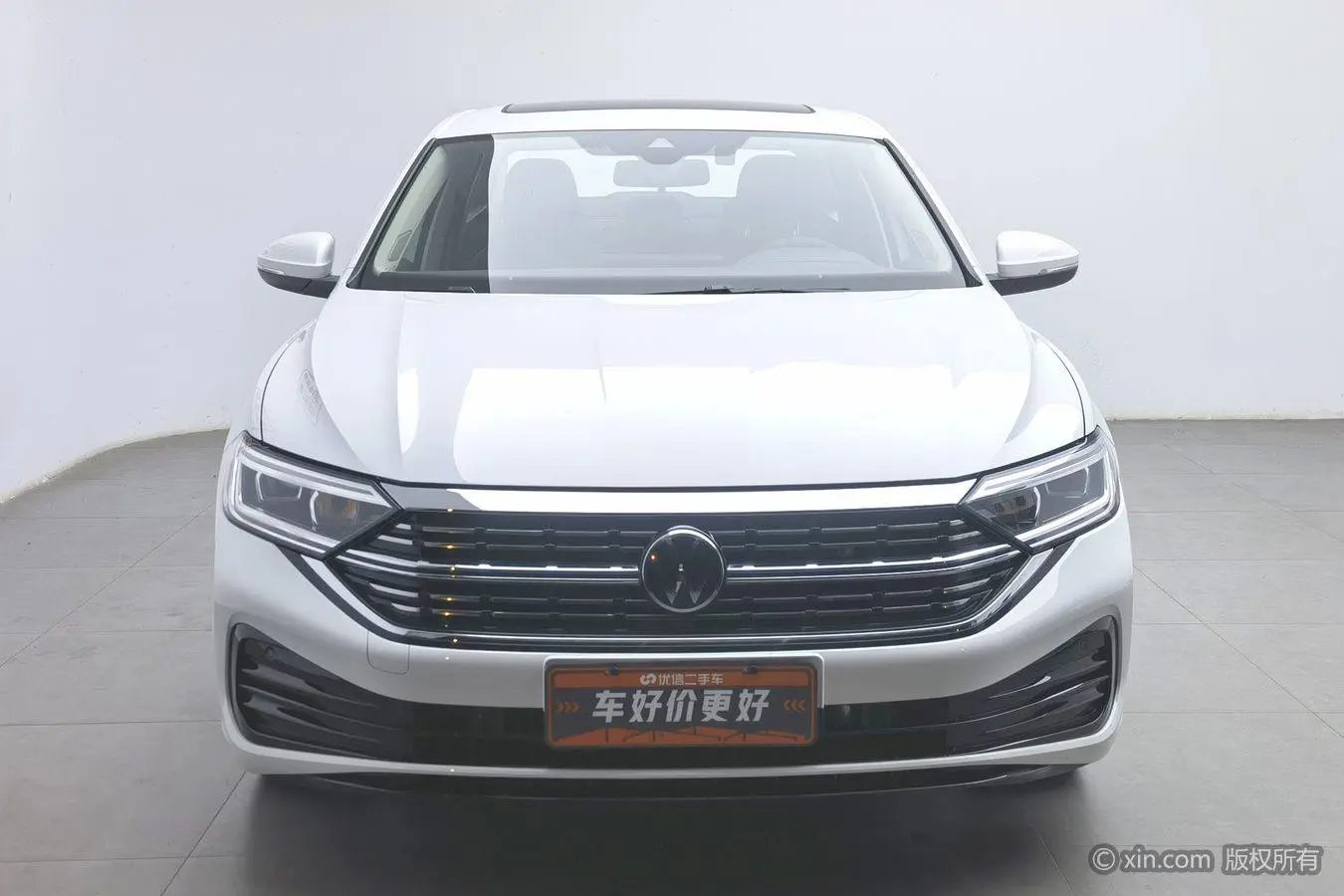 Volkswagen Sagitar 300TSI DSG Beyond Edition