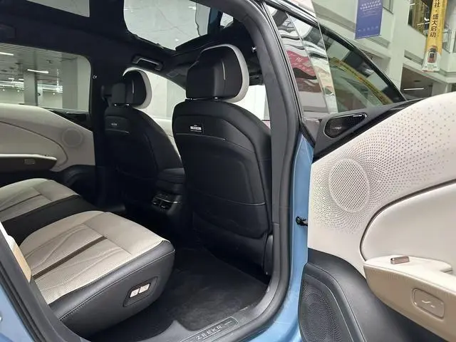 ZEEKR ZEEKR 007GT Four-wheel drive smart driving version 75kWh