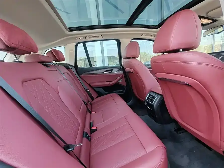 BMW BMW X3 Facelifted xDrive30i leading M Yao Ye suit