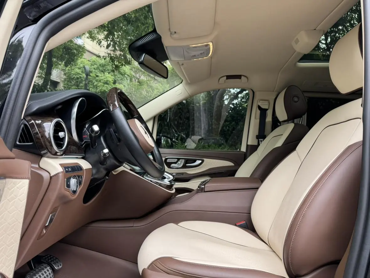 Mercedes-Benz Mercedes-Benz V-class V 260 Premium Edition Country VI